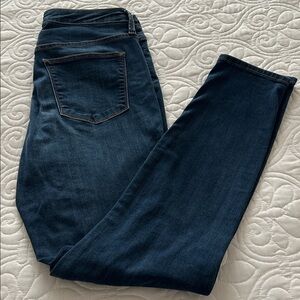 Universal Women's Deep Indigo Skinny Jeans